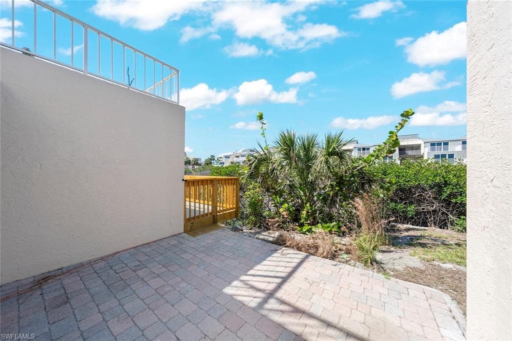 200 Periwinkle WAY 132-33