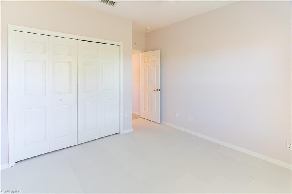 2895 Orange Grove TRL, NAPLES FL 34120-22