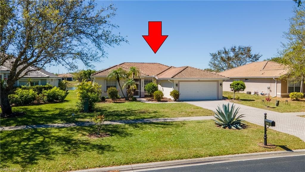 2895 Orange Grove TRL, NAPLES FL 34120-1