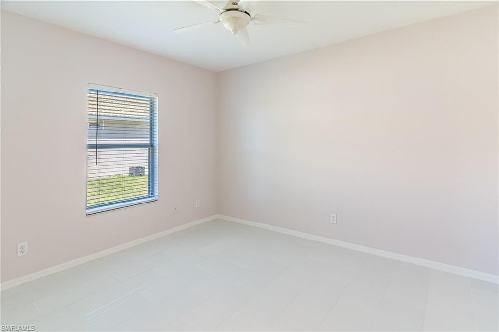 2895 Orange Grove TRL, NAPLES FL 34120-18