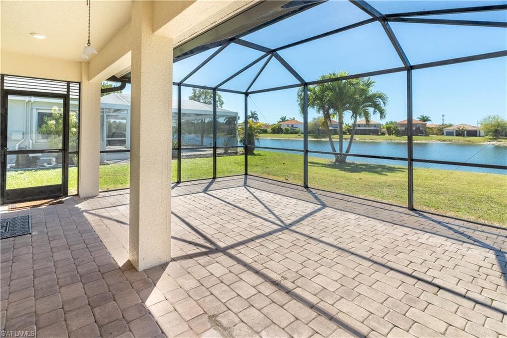2895 Orange Grove TRL, NAPLES FL 34120-24