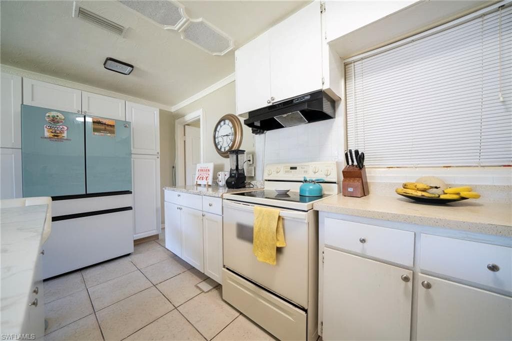 1862 Moreno AVE, FORT MYERS FL 33901-11