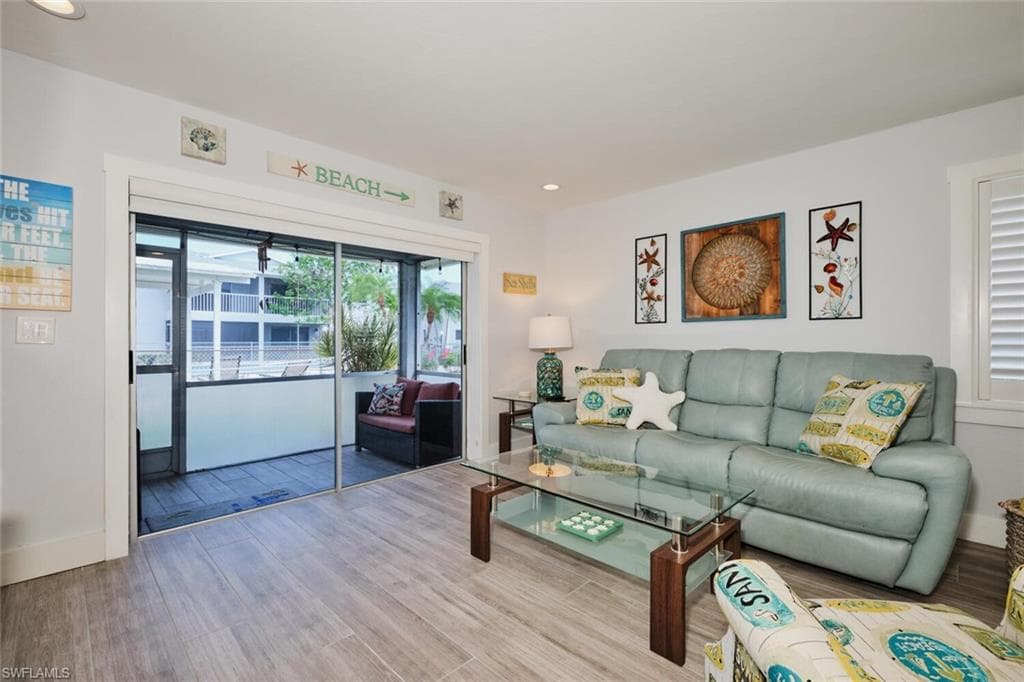 5027 SW 16th PL # 103, CAPE CORAL FL 33914-11