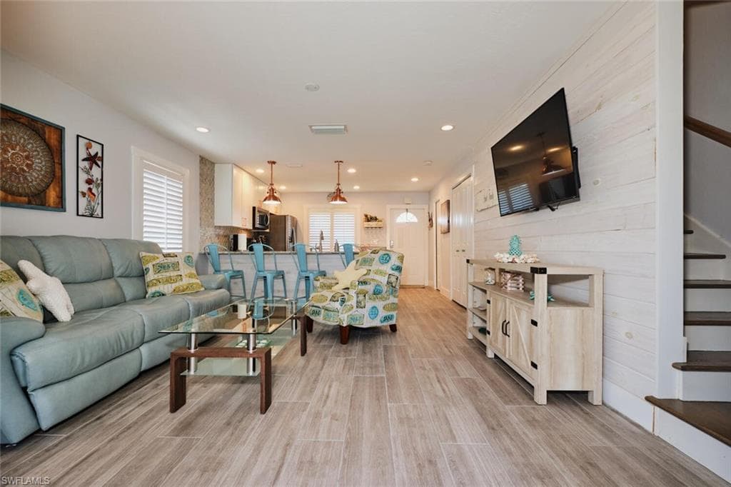 5027 SW 16th PL # 103, CAPE CORAL FL 33914-14