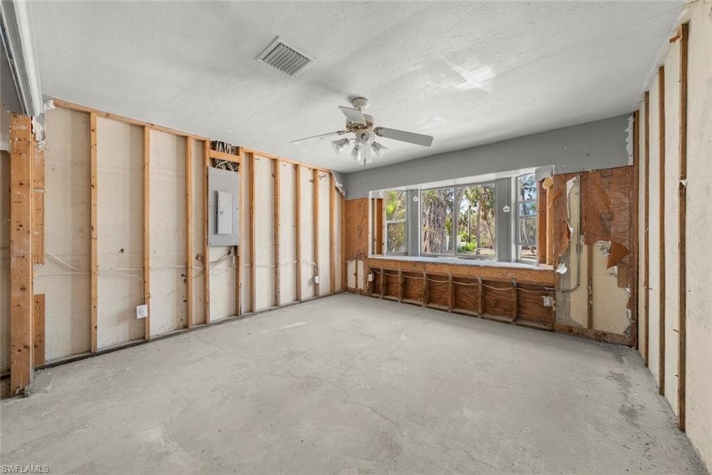 5892 Sanibel Captiva RD, SANIBEL FL 33957-16