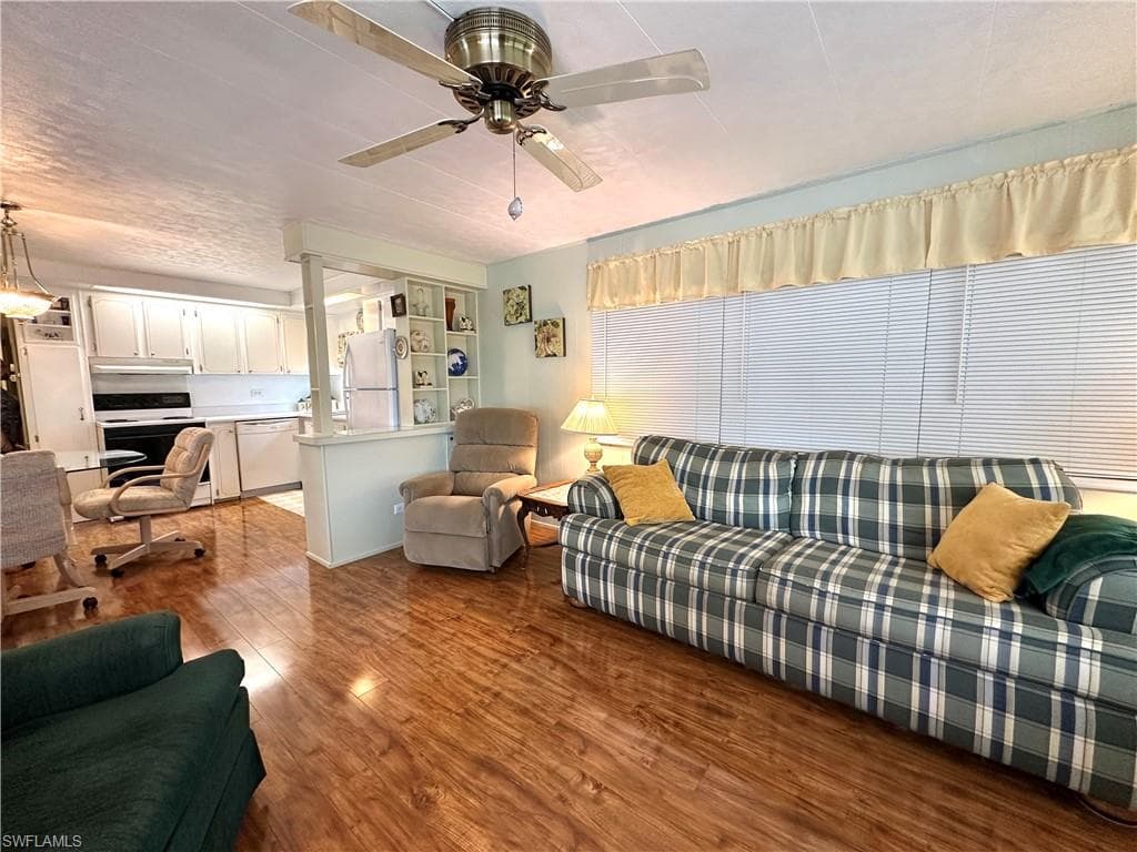 20660 Port DR, ESTERO FL 33928-11