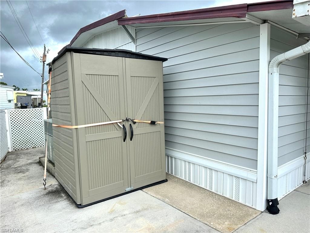 20660 Port DR, ESTERO FL 33928-25