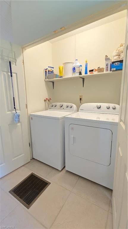 1012 Crystal Lake DR, NAPLES FL 34120-21