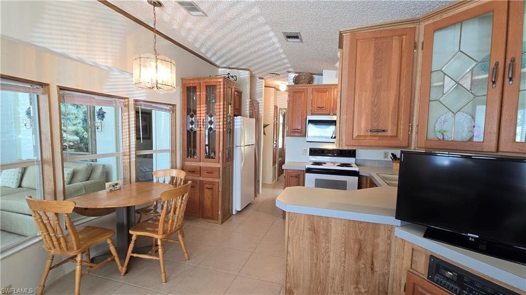 1012 Crystal Lake DR, NAPLES FL 34120-9