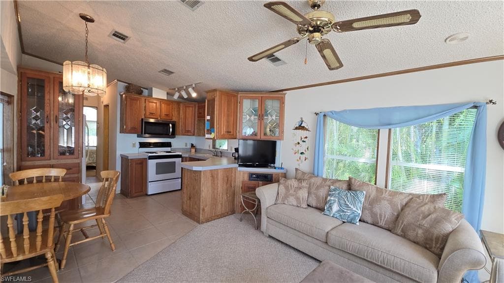 1012 Crystal Lake DR, NAPLES FL 34120-7