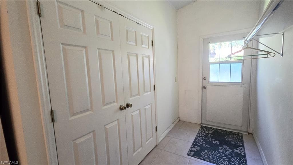 1012 Crystal Lake DR, NAPLES FL 34120-20