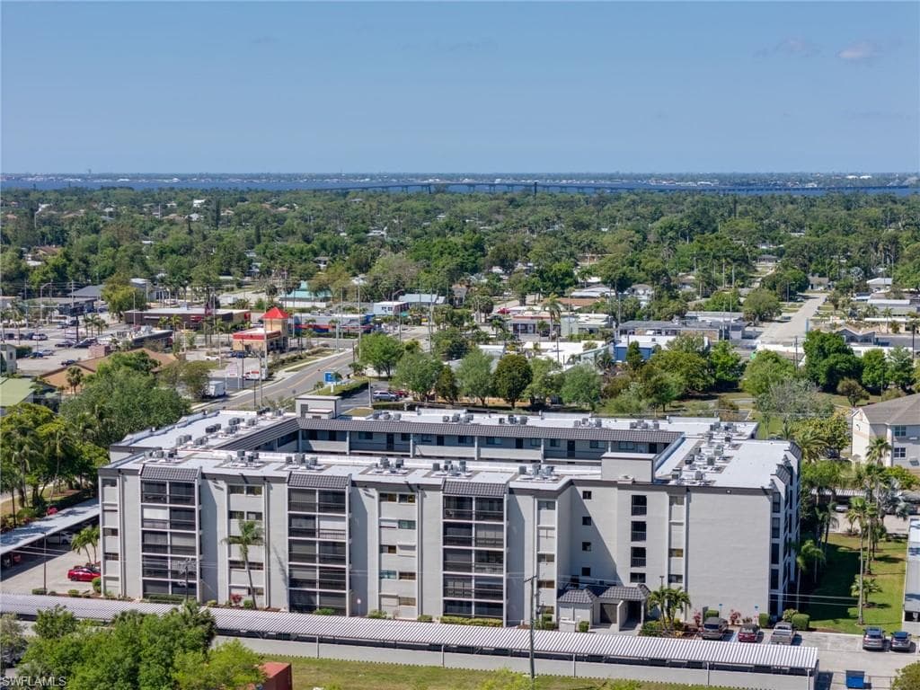 2121 Collier AVE # 518, FORT MYERS FL 33901-22