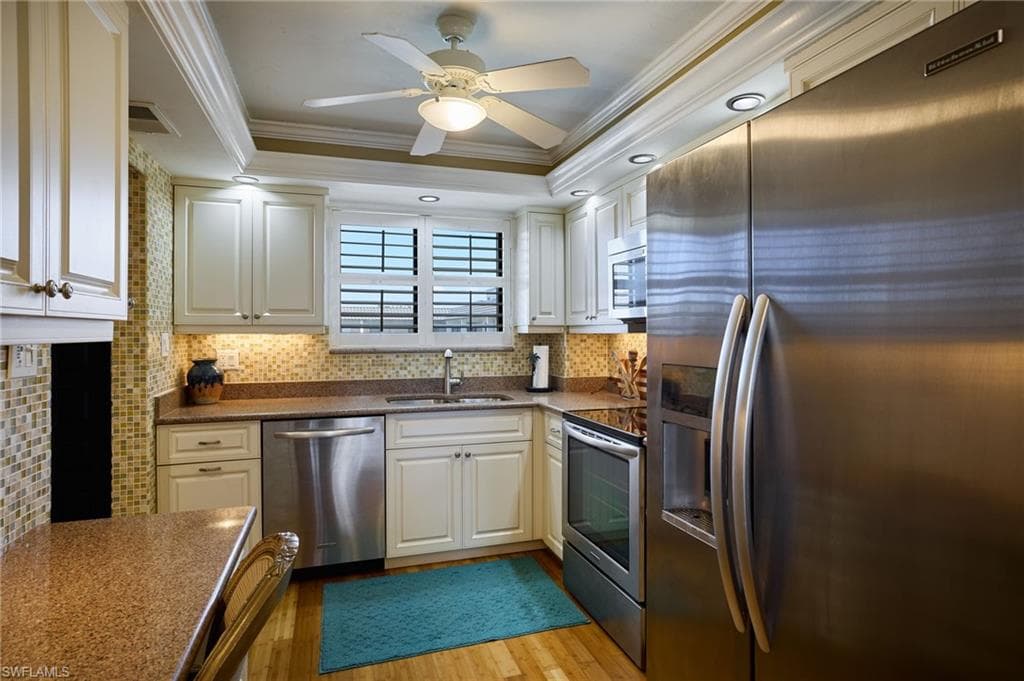 2121 Collier AVE # 518, FORT MYERS FL 33901-1