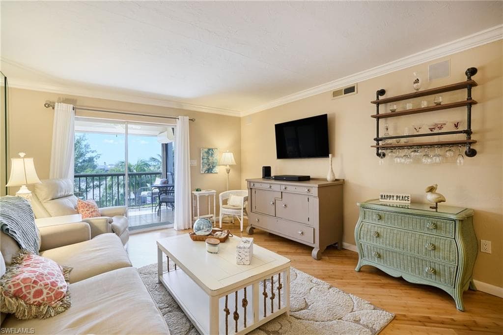 2121 Collier AVE # 518, FORT MYERS FL 33901-6