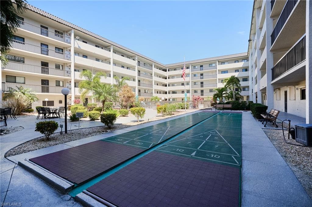 2121 Collier AVE # 518, FORT MYERS FL 33901-19