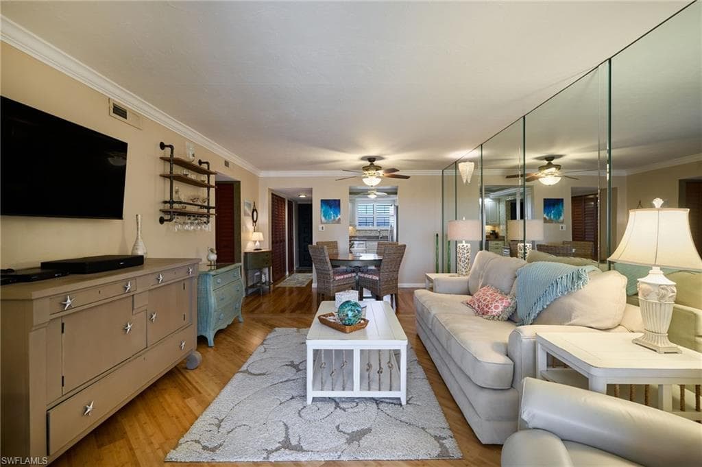 2121 Collier AVE # 518, FORT MYERS FL 33901-8