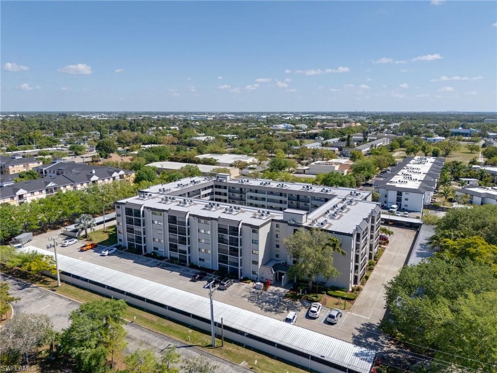 2121 Collier AVE # 518, FORT MYERS FL 33901-23
