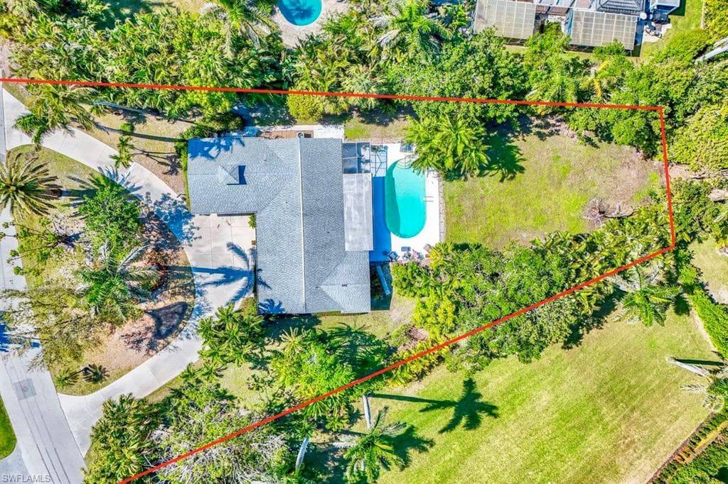 289 Spring Line DR, NAPLES FL 34102-1