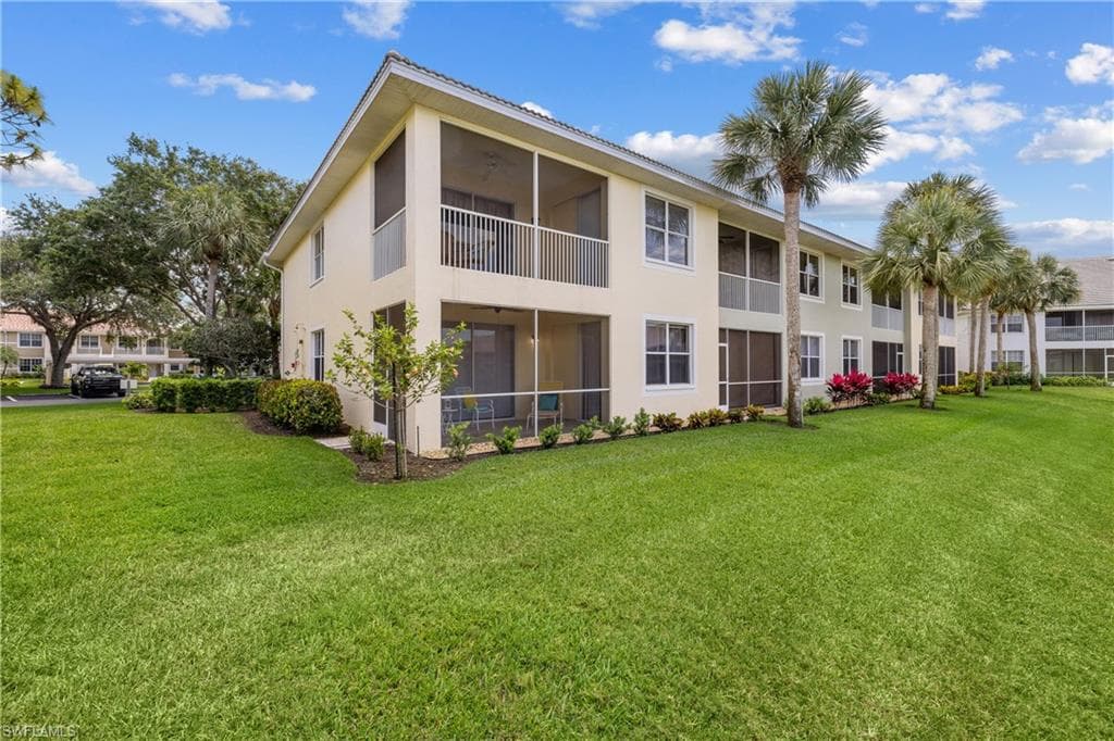 2295 Carrington CT # 104, NAPLES FL 34109-22