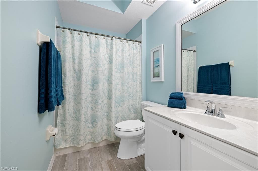 2295 Carrington CT # 104, NAPLES FL 34109-17