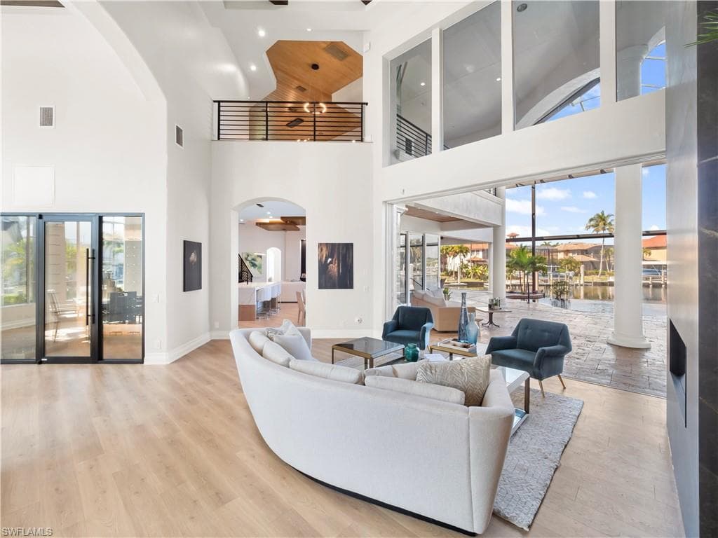 4831 Conover CT, FORT MYERS FL 33908-5