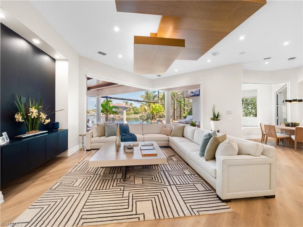 4831 Conover CT, FORT MYERS FL 33908-12