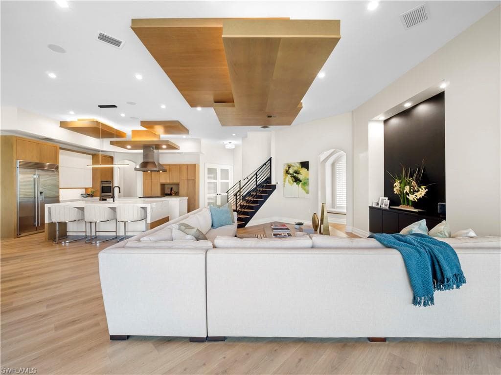 4831 Conover CT, FORT MYERS FL 33908-11