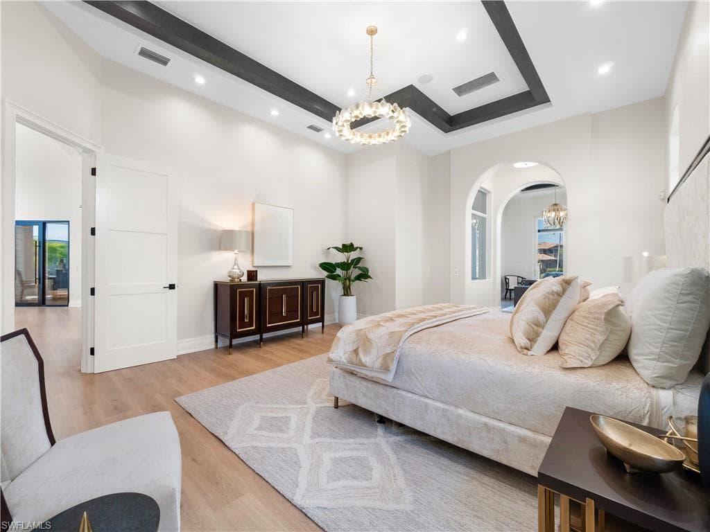 4831 Conover CT, FORT MYERS FL 33908-21