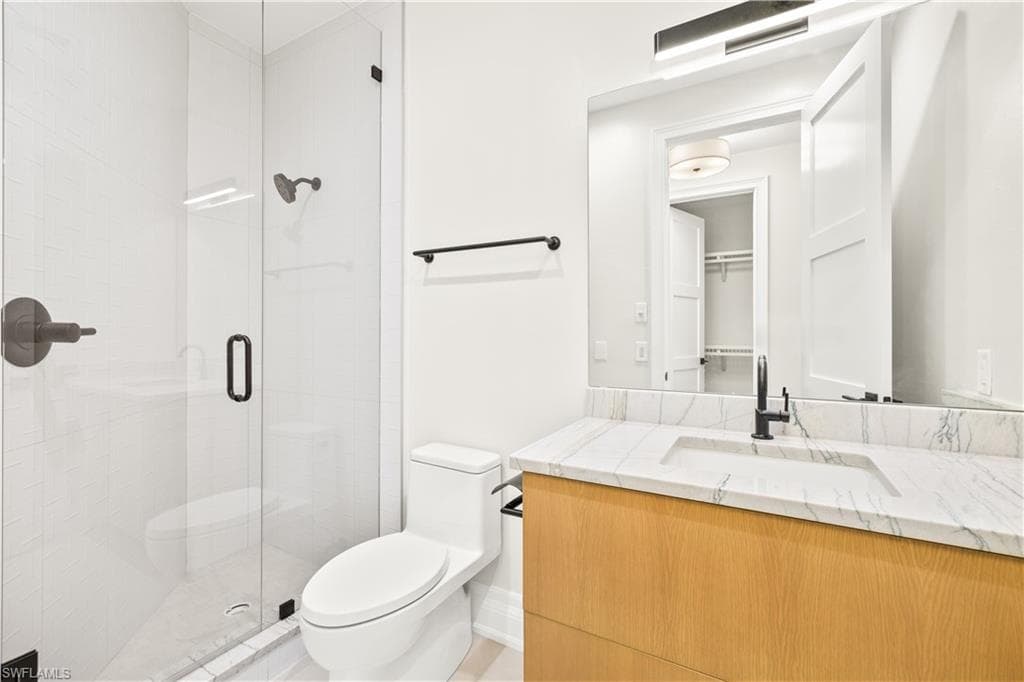 4831 Conover CT, FORT MYERS FL 33908-31