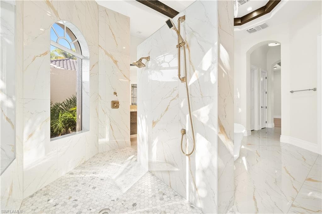 4831 Conover CT, FORT MYERS FL 33908-19