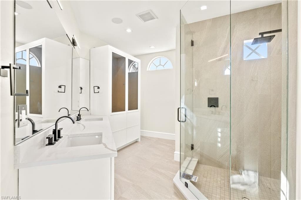 4831 Conover CT, FORT MYERS FL 33908-33