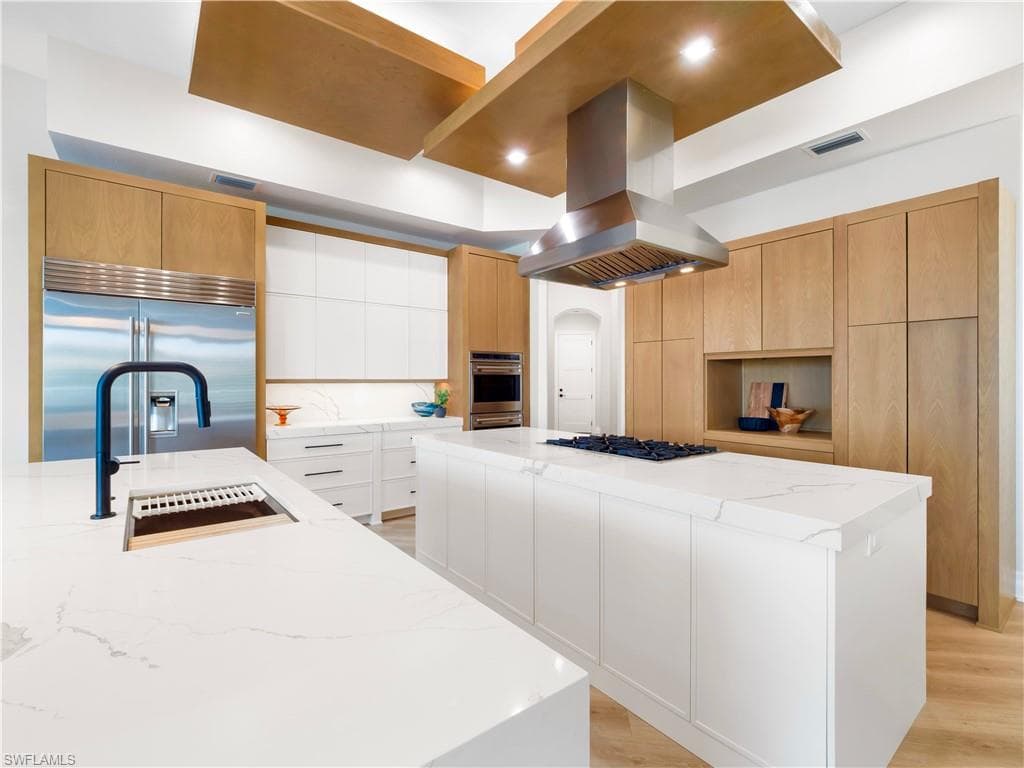 4831 Conover CT, FORT MYERS FL 33908-9