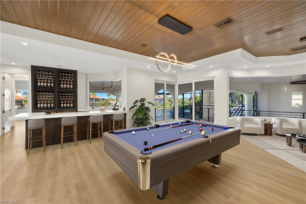 4831 Conover CT, FORT MYERS FL 33908-24