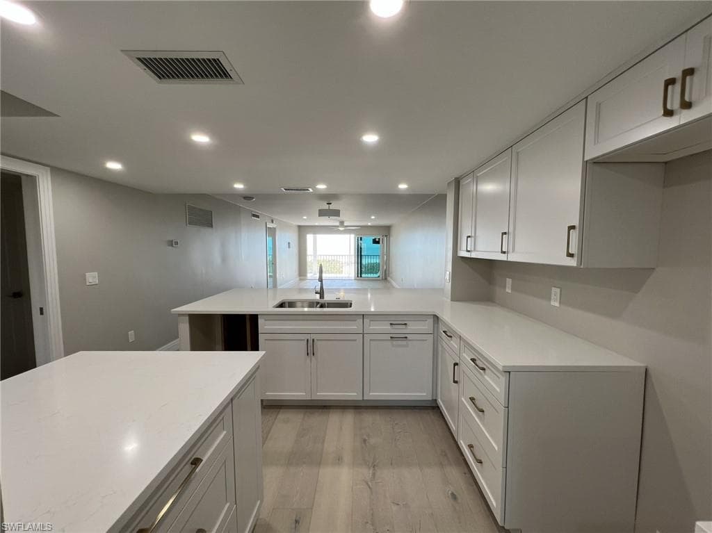 3015 W Gulf DR 102-6