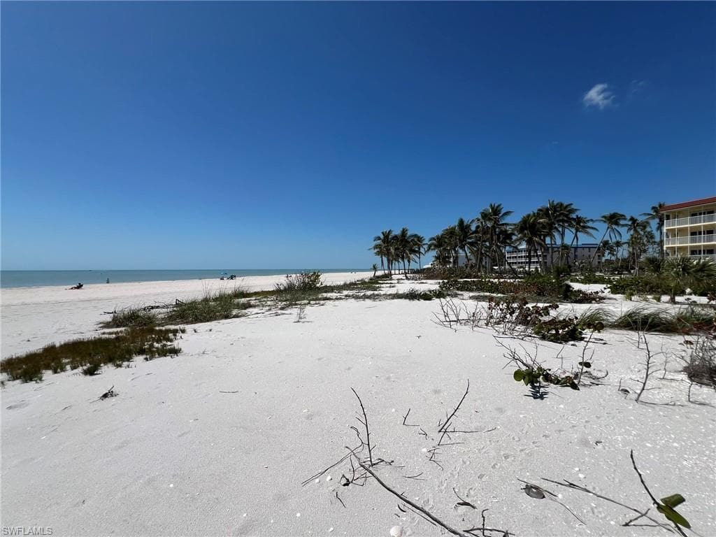 3015 W Gulf DR 102-27
