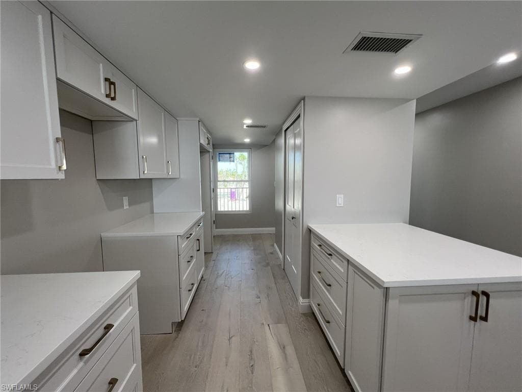 3015 W Gulf DR 102-9