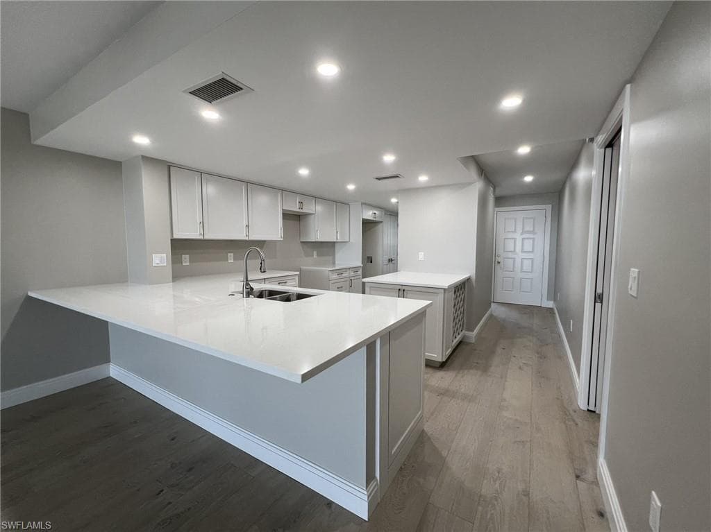 3015 W Gulf DR 102-7
