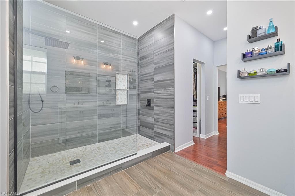 69 Burnt Pine DR, NAPLES FL 34119-25