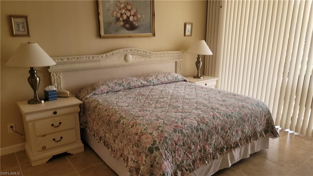 6680 Beach Resort DR # 1201, NAPLES FL 34114-11