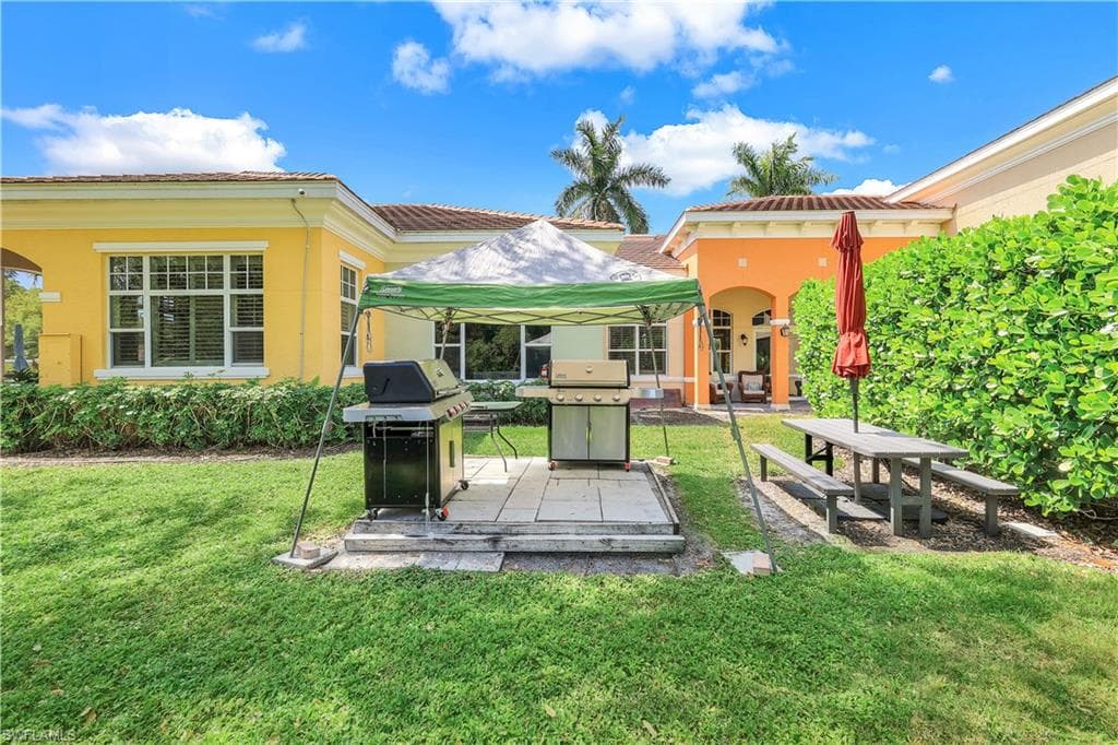 4430 Botanical Place CIR # 305, NAPLES FL 34112-19