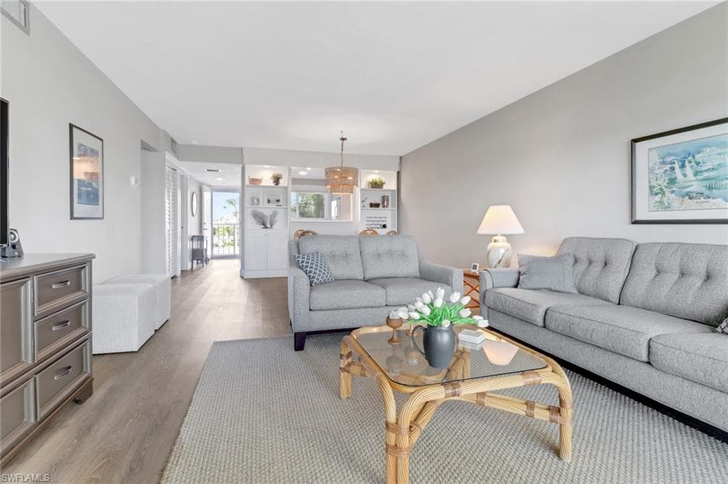 309 Goodlette-Frank RD S # A305, NAPLES FL 34102-1