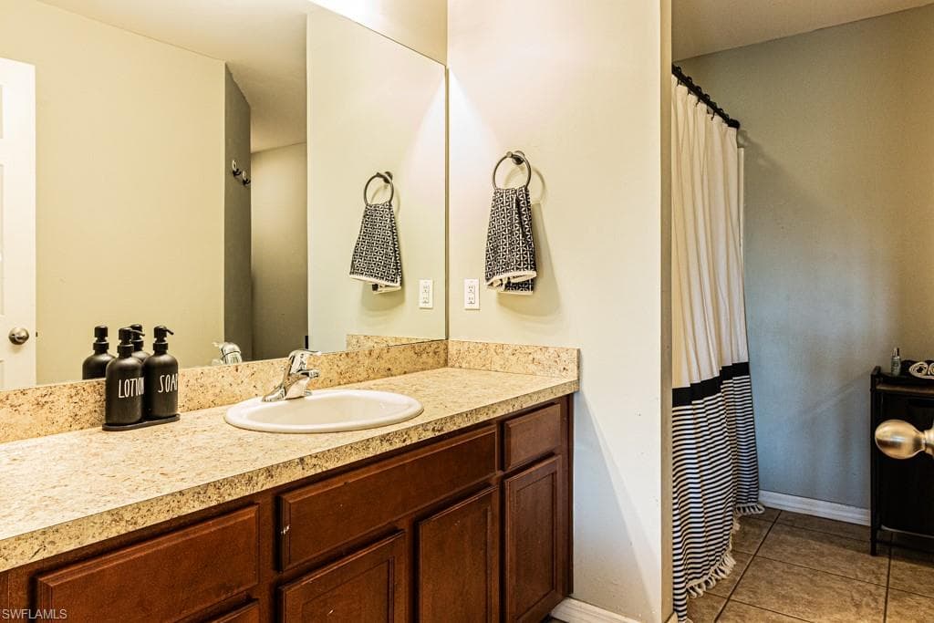 163 Shadow Lakes DR, LEHIGH ACRES FL 33974-34