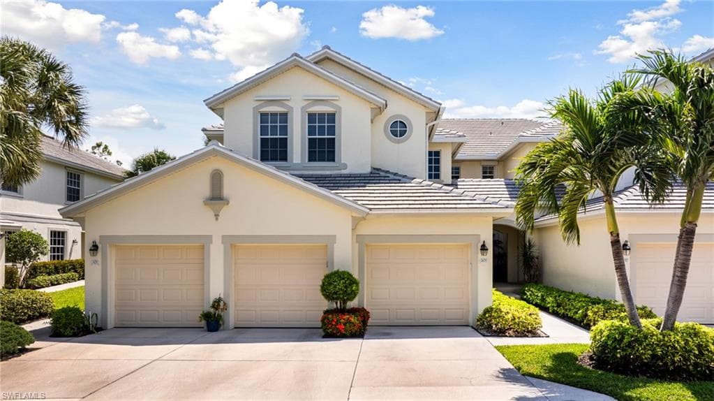 19081 RIDGEPOINT DR # 201, ESTERO FL 33928-36