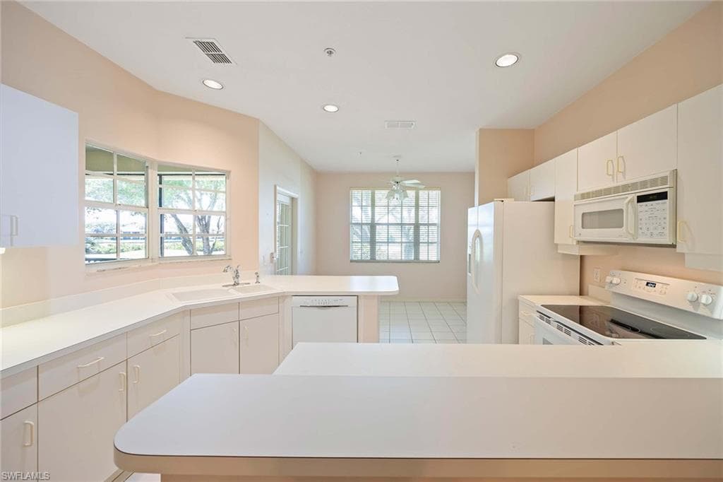 24460 Reserve CT # 202, BONITA SPRINGS FL 34134-9