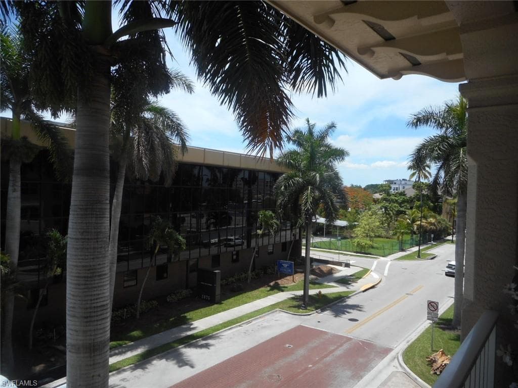 2080 W 1st ST # 304, FORT MYERS FL 33901-6