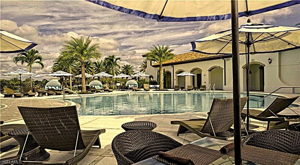 16391 Viansa WAY # 101, NAPLES FL 34110-42