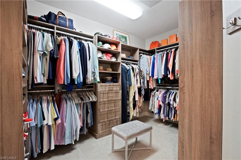 16391 Viansa WAY # 101, NAPLES FL 34110-33