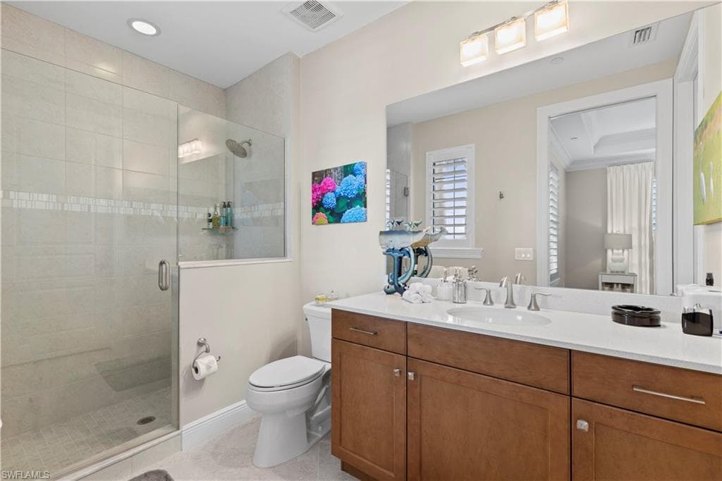 16391 Viansa WAY # 101, NAPLES FL 34110-37
