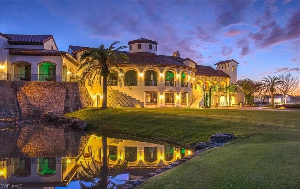 16391 Viansa WAY # 101, NAPLES FL 34110-40