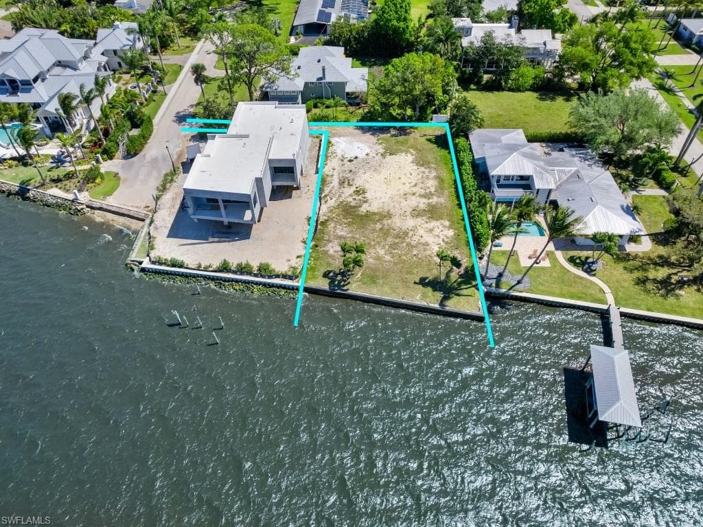 1204 Alhambra DR, FORT MYERS FL 33901-11